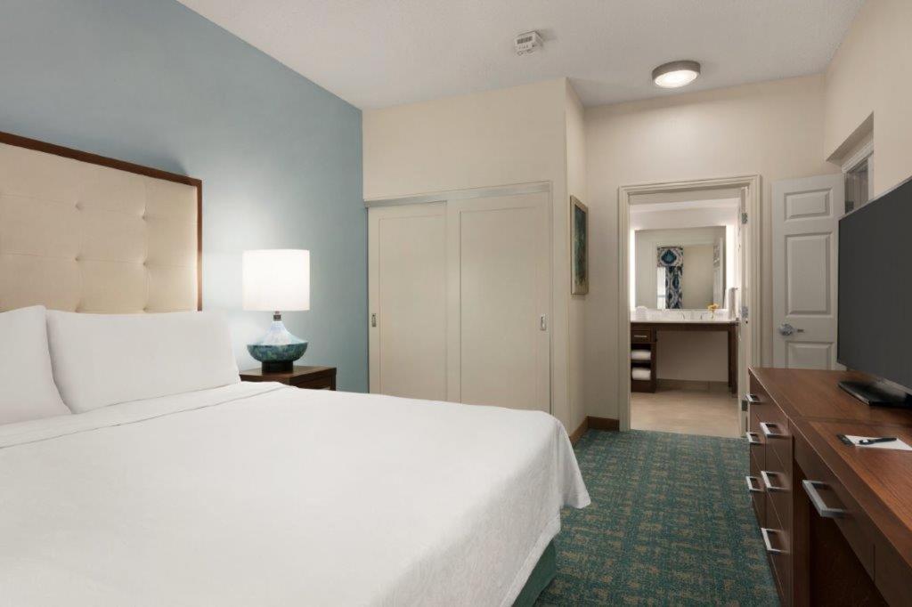Homewood Suites by Hilton Fort Myers - image 2